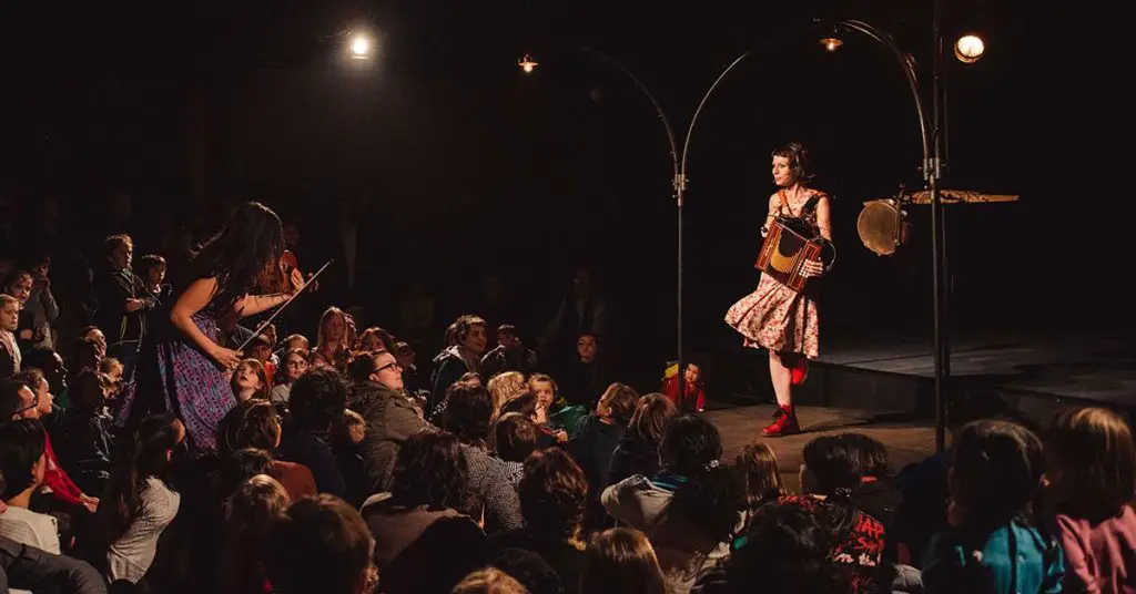 spectacle bal populaire danse à Sucé-sur-Erdre pour les enfants