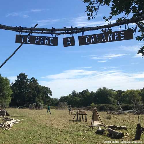 Le Parc à Cabanes - Fabrication de cabanes en foret - sud Nantes activité enfant en plein air vertou haie fouassière